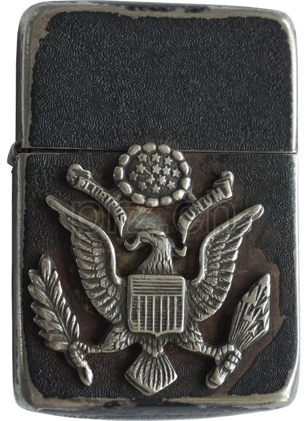 Jesus Holy Medal, Ansicht 2 Jesus Holy Medal, Modell four barrel hinge, round bottom, Jahr 1942 - 43, Ansicht 2