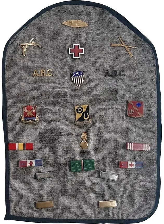 American Red Cross – Mildred, Ansicht 8 American Red Cross – Mildred, Modell three barrel hinge, round bottom, Jahr 1943 - 45, Ansicht 8