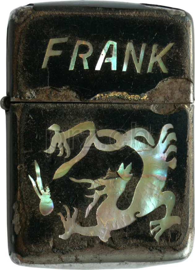 Vorderseite von Lacquer – «Nageon Chilgi», Modell three barrel hinge, round bottom, Jahr 1943 - 45, Bild 4